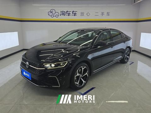 2023 Volkswagen Passat 330TSI Premium Edition - автомобиль из Китая