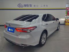 Toyota Camry 2.0G Luxury Edition - фото 2