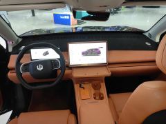 Leapmotor C16 BEV 520km Exclusive Edition - ფოტო 16