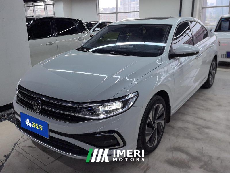Volkswagen Bora 200TSI PRO Edition