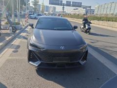 Changan UNI-V Zhidian iDD 1.5T 113km Smart cool type - фото 3
