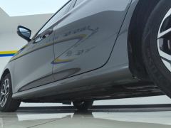 MG5 180DVVT CVT Luxury - фото 11