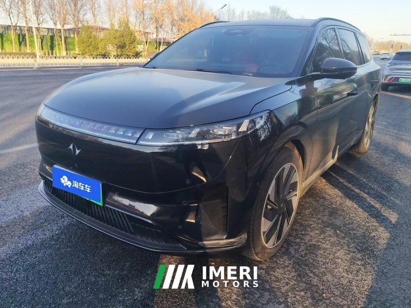Dongfeng Yipai 008 EREV 210Max 6-seater