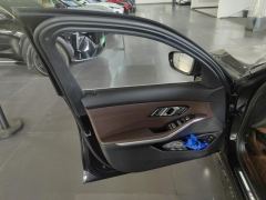 BMW 3 Series 325Li M Sport Package - ფოტო 12