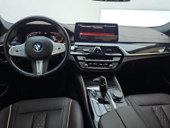 BMW 5 Series Facelift 525Li M Sport Package - фото 16