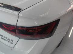 Volkswagen Jetta 300TSI Edition - photo 5