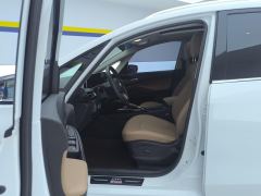 Buick GL6 323T Luxury Version - ფოტო 14