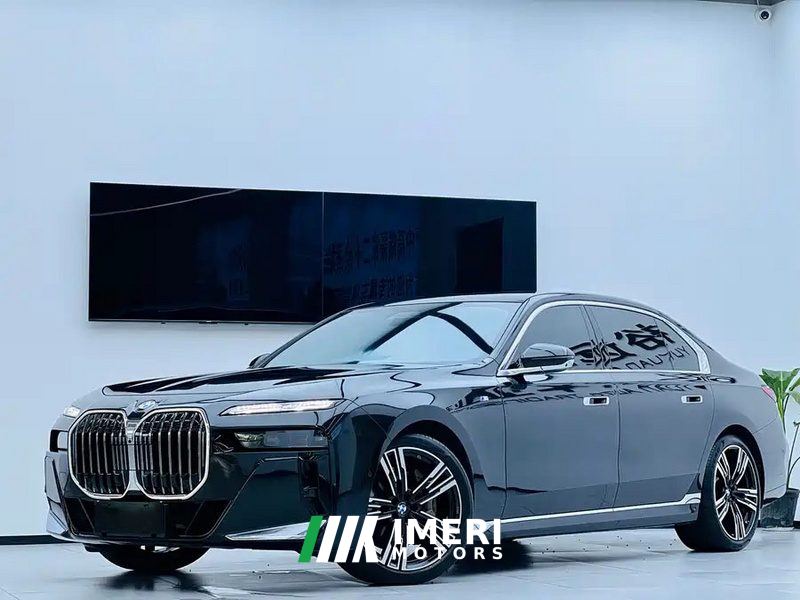 BMW 7 Series Facelift 740Li Luxury M Sport Package