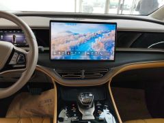 Denza D9 DM-i 970 4WD Flagship Edition - ფოტო 17