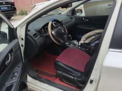 Nissan Tiida Kanda 1.6L CVT Smart Edition - ფოტო 14