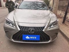 Lexus ES 200 Excellence Edition - фото 3