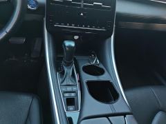Toyota Avalon Dual-Engine 2.5L Luxury Edition - фото 19