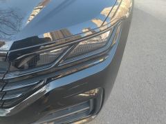 Volkswagen Touareg 3.0T Premium Obsidian Black Sports Suit - ფოტო 4