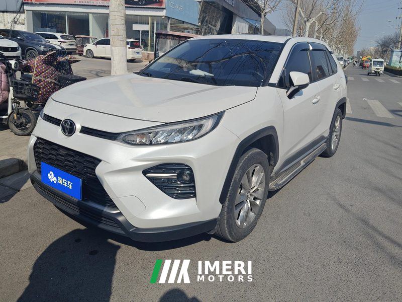 Toyota Wildlander 2.0L CVT 2WD Luxury Edition