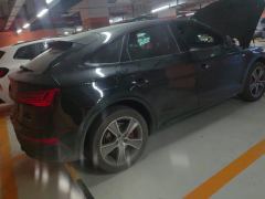 Audi Q5L Sportback 40 TFSI Luxury - фото 2