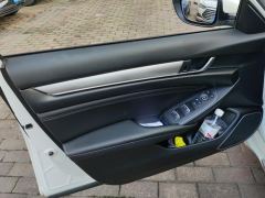 Honda Accord 260TURBO Luxury Edition - фото 7