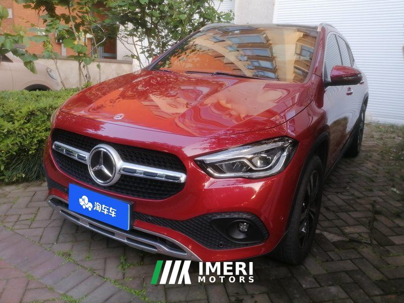 Mercedes-Benz GLA 200