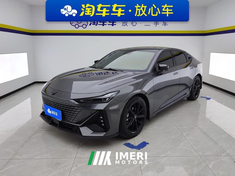 Changan UNI-V 1.5T Premium Version - автомобиль из Китая