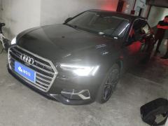 Audi A6L 55 TFSI quattro Deluxe Version - ფოტო 1