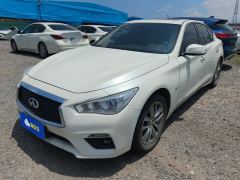 Infiniti Q50L 2.0T Comfort Edition - фото 1