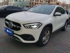 Mercedes-Benz GLA 200 - ფოტო 1