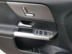 Mercedes-Benz GLA 200 - ფოტო 13
