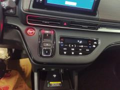 Honda Odyssey 2.0L Sharp Luxury Edition 7-seater - ფოტო 19
