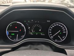 Toyota Avalon Dual-Engine 2.5L E-CVT Luxury Edition - photo 20