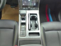 Roewe RX5 PLUS 330TGI Smart Edition - photo 19