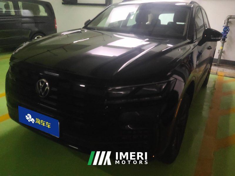 Volkswagen Touareg 3.0T Premium Obsidian Black Sports Suit - car from China