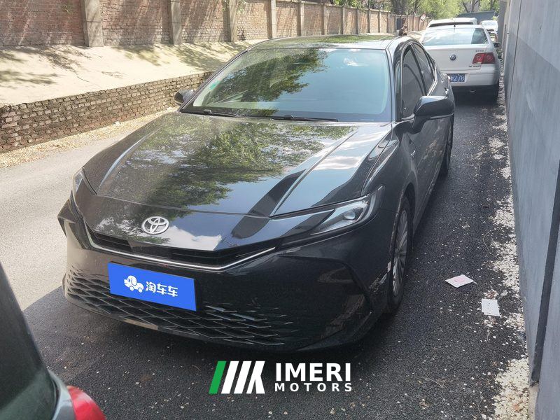 Toyota Camry Dual-Engine 2.0HGVP Luxury Edition
