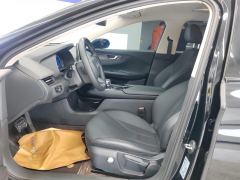 Hongqi E-QM5 431km Charging Fun Edition 5-seater - ფოტო 14
