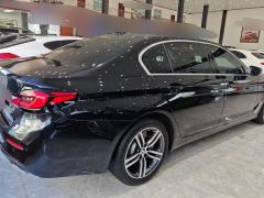 BMW 5 Series 530Li Leading Luxury Package - ფოტო 2