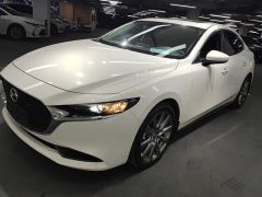 Mazda3 Axela 2.0L Automatic Brilliant Edition - photo 1