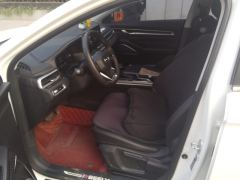 Geely Emgrand Passage 4 1.5L CVT Prestige - ფოტო 14