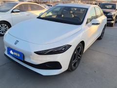 Roewe D7 Plug-in Hybrid 1.5L 125km Flagship Edition - ფოტო 1