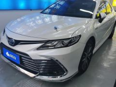 Toyota Camry Dual-Engine 2.5HG Luxury Edition - photo 1