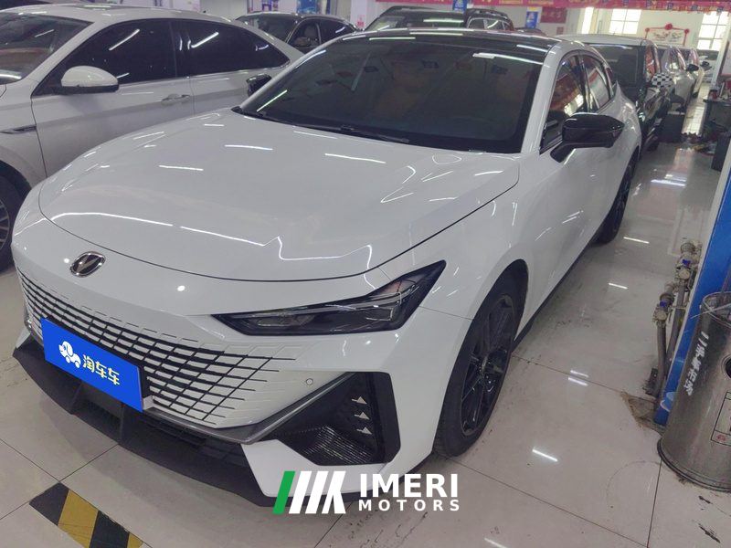 Changan UNI-V 1.5T Premium Version - car from China