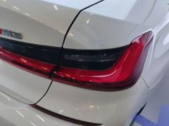 BMW 3 Series 325Li M Sport Package - ფოტო 5