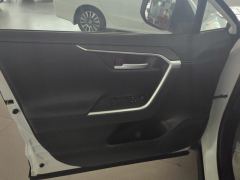 Toyota Wildlander 2.0L Four-wheel drive luxury PLUS version - фото 12