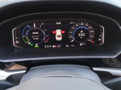 Volkswagen Passat - ფოტო 20