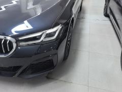 BMW 5 Series 525Li M Sport Package - ფოტო 4