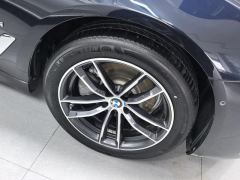 BMW 5 Series 525Li M Sport Package - ფოტო 6