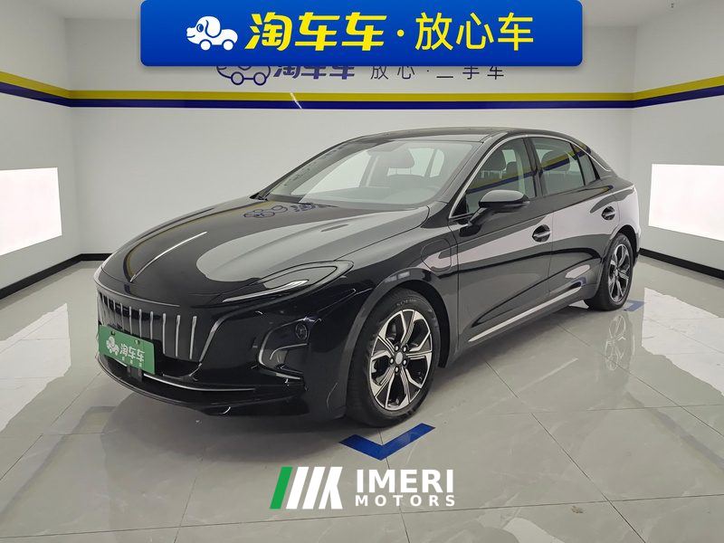 FAW E-QM5 431km Edition 5 - car from China