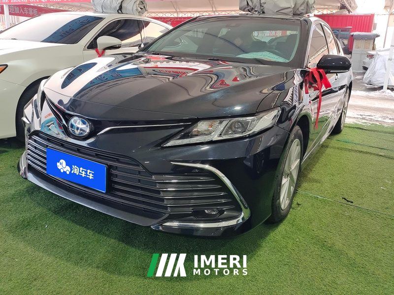 Toyota Camry Dual-Engine 2.5HG Luxury Edition