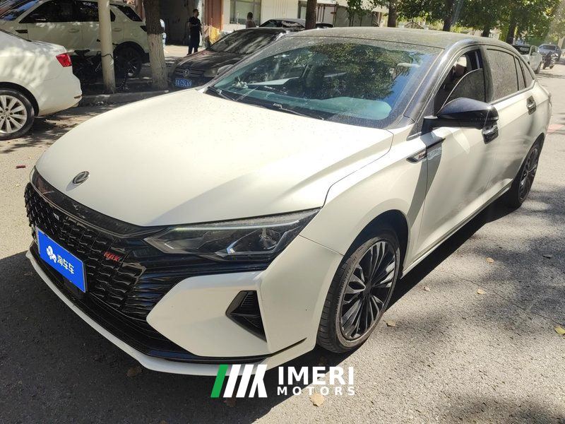Dongfeng Fengshen Yixuan max 1.5T Super Cool Pop Dad Edition