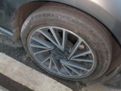 Lynk & Co 03 2.0T Dual Clutch 2WD Plus - ფოტო 6
