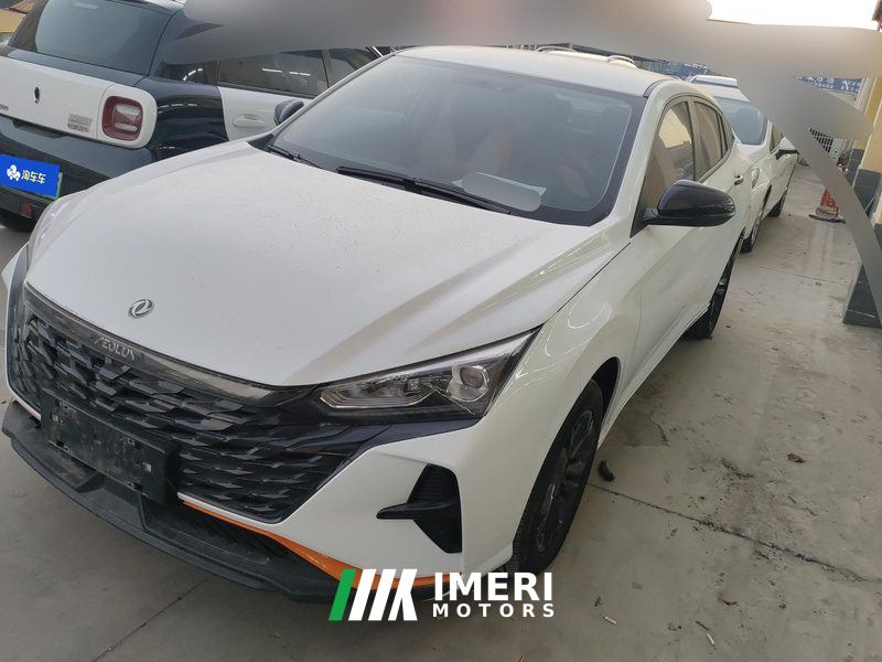 Dongfeng Fengshen Yixuan Mach Edition 1.5L Dual Clutch Chasing Wind Edition