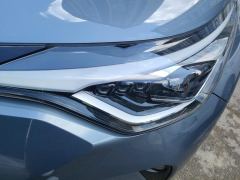 Toyota C-HR Dual-Engine 2.0L Luxury Edition - photo 4