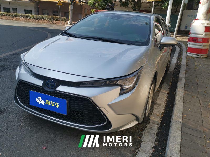 Toyota Levin Dual-Engine 1.8L E-CVT Luxury Edition